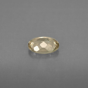 Diaspore à changement de couleur  naturelle coupe ovale, 0,74 ct, VVS-VS