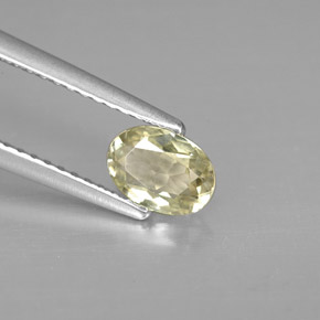 Diaspore à changement de couleur  naturelle coupe ovale, 0,61 ct, VS