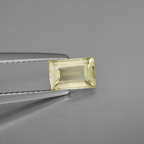 Diaspore à changement de couleur  naturelle baguette, 0,86 ct, VS-SI