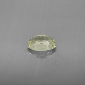 Diaspore à changement de couleur  naturelle coupe ovale, 0,95 ct, VS