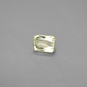Diaspore à changement de couleur  naturelle taille émeraude, 0,70 ct, VS