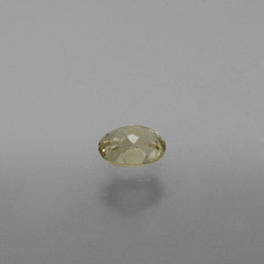Diaspore à changement de couleur  naturelle coupe ovale, 0,32 ct, VS