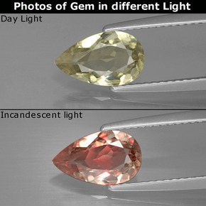 Diaspore à changement de couleur  naturelle en forme de poire, 1,32 ct, VS