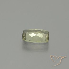 Diaspore à changement de couleur jaune naturelle coupe coussin, 1,12 ct, VS