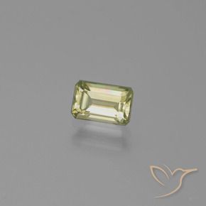 Diaspore Couleur Changeant Jaune clair naturelle Octogone / coupe Émeraude, 0.74 ct, VVS-VS