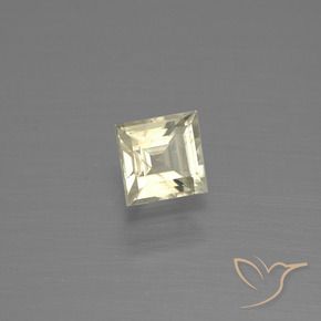Diaspore Couleur Changeant Jaune très pâle naturelle Carré, 0.60 ct, VS-SI