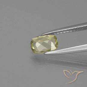 Diaspore Couleur Changeant Jaune très pâle naturelle Coussin, 0.73 ct, VVS