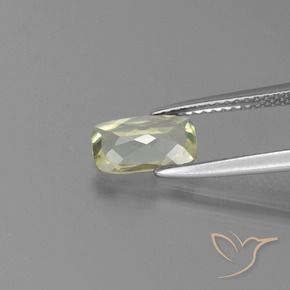 Diaspore Couleur Changeant Jaune très clair naturelle Coussin, 1.05 ct, VS-SI
