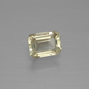 Diaspore Couleur Changeant Jaune clair naturelle Taille émeraude, 1.28 ct, VVS-VS