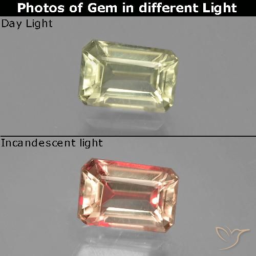 1.01ct Naturel Jaune doré clair Diaspore Couleur Changeant, Taille émeraude, VVS-VS