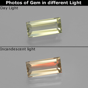 Diaspore Couleur Changeant Vert à rose naturelle Baquette, 1.96 ct, VVS