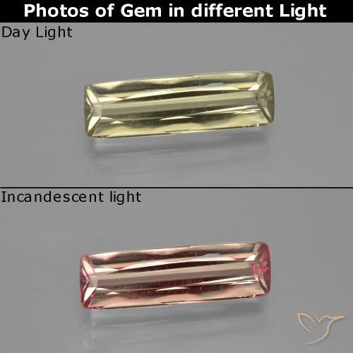 Diaspore Couleur Changeant Jaune pâle naturelle Coussin, 3.05 ct, VVS-VS