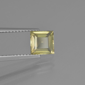 Diaspore Couleur Changeant Jaune clair naturelle Carré, 1.25 ct, VVS-VS
