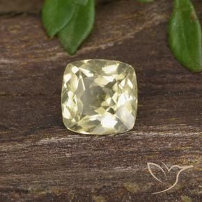 Diaspore Couleur Changeant Jaune pâle naturelle Coussin, 0.70 ct, VS
