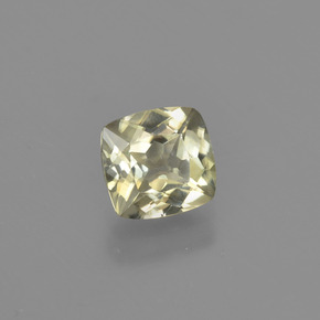 Diaspore à changement de couleur jaune naturelle coupe coussin, 0,77 ct, VVS-VS