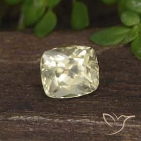 Diaspore Couleur Changeant Jaune pâle naturelle Coussin, 0.66 ct, VVS-VS
