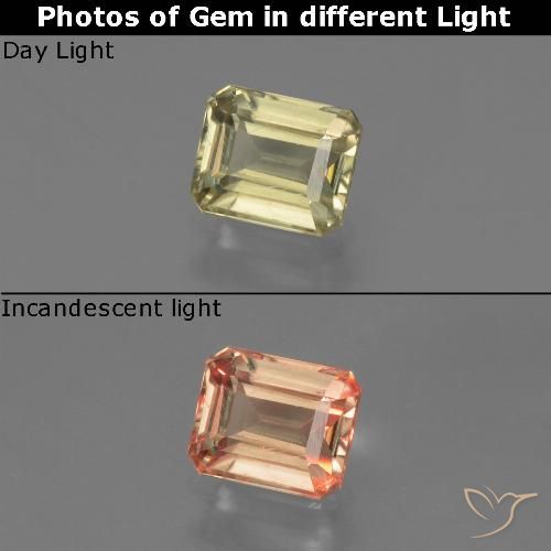 Diaspore Couleur Changeant Jaune pâle naturelle Octogone / coupe Émeraude, 0.87 ct, VS