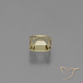 Diaspore Couleur Changeant Jaune pâle naturelle Octogone / coupe Émeraude, 0.84 ct, VS