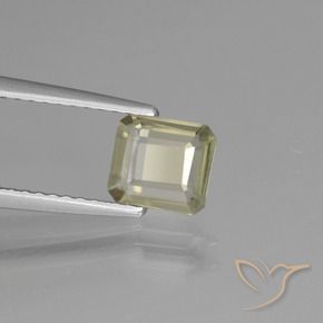 Diaspore Couleur Changeant Jaune très clair naturelle Octogone / coupe Émeraude, 0.79 ct, VVS-VS
