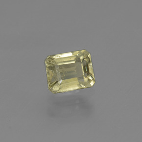 Diaspore Couleur Changeant Jaune moyen naturelle Taille émeraude, 1.06 ct, VS