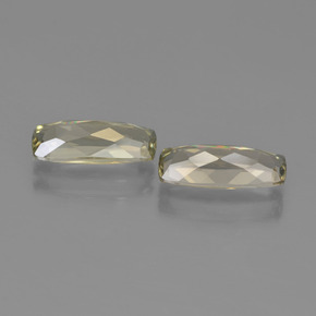 Achetez naturel 2,61ct jaune diaspore à changement de couleur gems, coupe coussin, en provenance turquie chez gemselect. en stock, livraison internationale!
