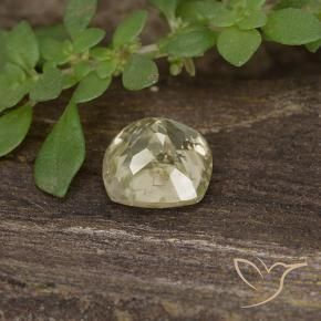 Diaspore Couleur Changeant Jaune clair naturelle Coussin, 0.78 ct, VS