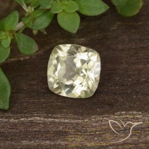 Diaspore Couleur Changeant Jaune pâle naturelle Coussin, 0.74 ct, VVS-VS