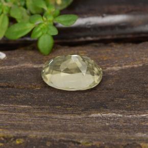 Diaspore à changement de couleur jaune naturelle coupe ovale, 0,95 ct, VS