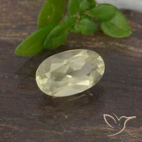 Diaspore Couleur Changeant Jaune clair naturelle ovale, 0.63 ct, VS