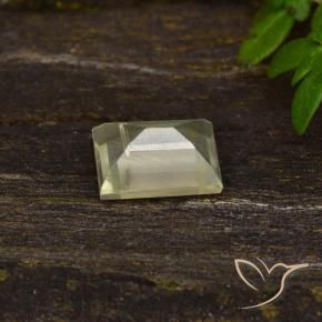 Diaspore Couleur Changeant Beige jaune naturelle Baquette, 0.51 ct, VS