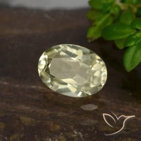 Diaspore Couleur Changeant Jaune clair naturelle ovale, 0.65 ct, VVS-VS