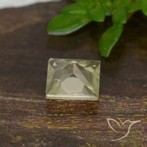 Diaspore Couleur Changeant Jaune clair naturelle Carré, 0.50 ct, VS
