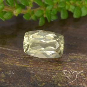 Diaspore Couleur Changeant Jaune pâle naturelle Coussin, 0.75 ct, VVS-VS