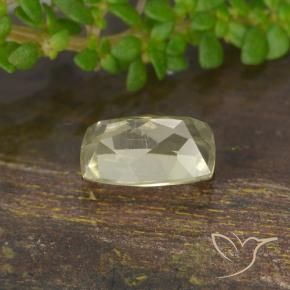 Diaspore Couleur Changeant Jaune pâle naturelle Coussin, 0.75 ct, VVS-VS