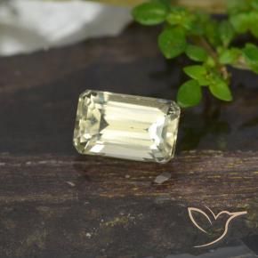 Diaspore Couleur Changeant Jaune très clair naturelle Octogone / coupe Émeraude, 0.81 ct, VVS-VS
