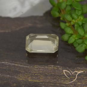 Diaspore Couleur Changeant Jaune clair naturelle Octogone / coupe Émeraude, 0.67 ct, VVS-VS