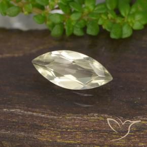 Diaspore Couleur Changeant Jaune très clair naturelle Marquise, 0.62 ct, VVS-VS