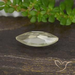 Diaspore Couleur Changeant Jaune très clair naturelle Marquise, 0.62 ct, VVS-VS