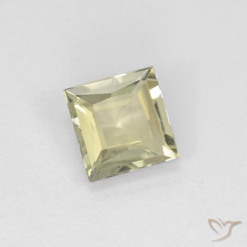 Diaspore Couleur Changeant Jaune très clair naturelle Carré, 0.66 ct, VS
