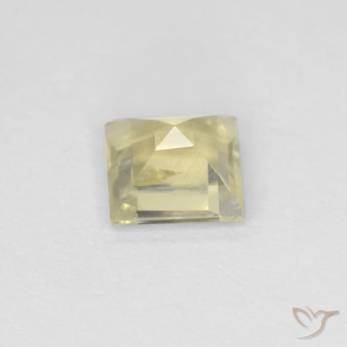 Diaspore à changement de couleur jaune naturelle carré, 0,70 ct, VS