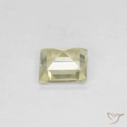 Diaspore Couleur Changeant Jaune clair naturelle Carré, 0.45 ct, VS