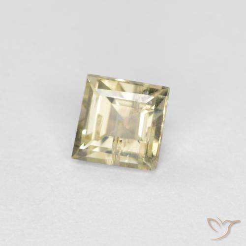 Diaspore Couleur Changeant Jaune pâle naturelle Baquette, 0.58 ct, SI