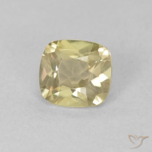 Diaspore Couleur Changeant Jaune pâle naturelle Coussin, 0.60 ct, VS