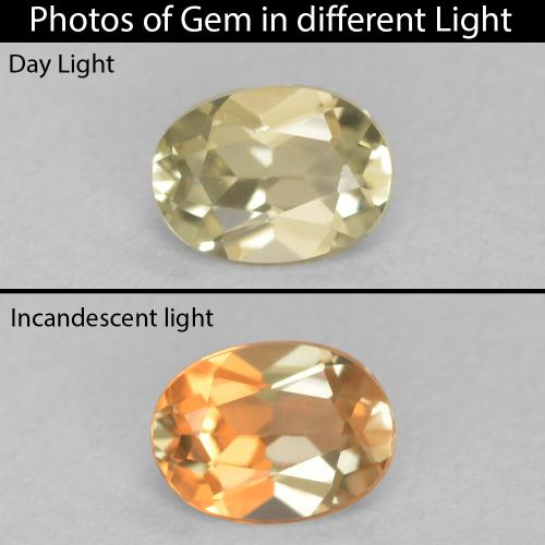 Diaspore Couleur Changeant Jaune moelleux naturelle ovale, 0.46 ct, VVS-VS
