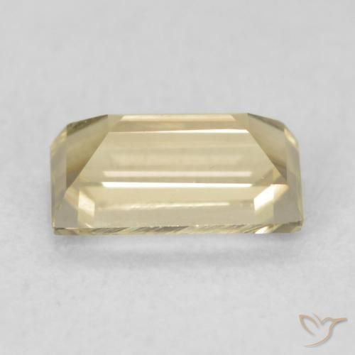 Diaspore Couleur Changeant Jaune clair naturelle Baquette, 0.77 ct, VVS-VS