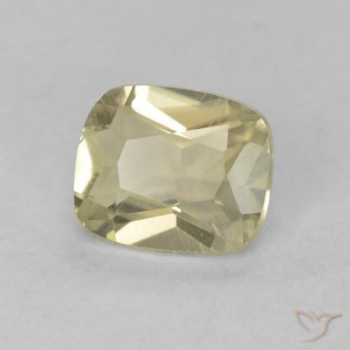 Diaspore Couleur Changeant Jaune clair naturelle Coussin, 0.56 ct, VVS