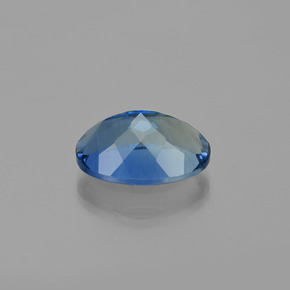 Fluorite avec changement de couleur Bleu marine foncé naturelle Coupe ovale, 21.40 ct, VVS-VS