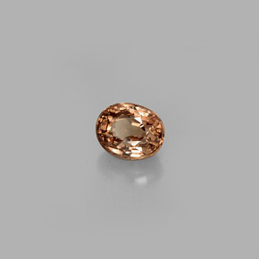 Grenat à changement de couleur multicolore naturelle coupe ovale, 0,85 ct, VS