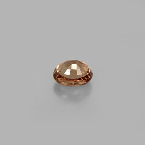 Grenat à changement de couleur multicolore naturelle coupe ovale, 0,85 ct, VS
