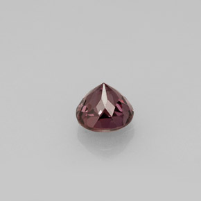 Grenat Couleur Changeant Violet à Rouge Rose naturelle Coupe roude, 0.66 ct, VS